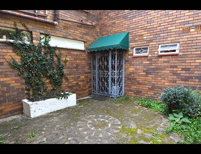 3 BEDROOM PROPERTY TO RENT IN SANDOWN